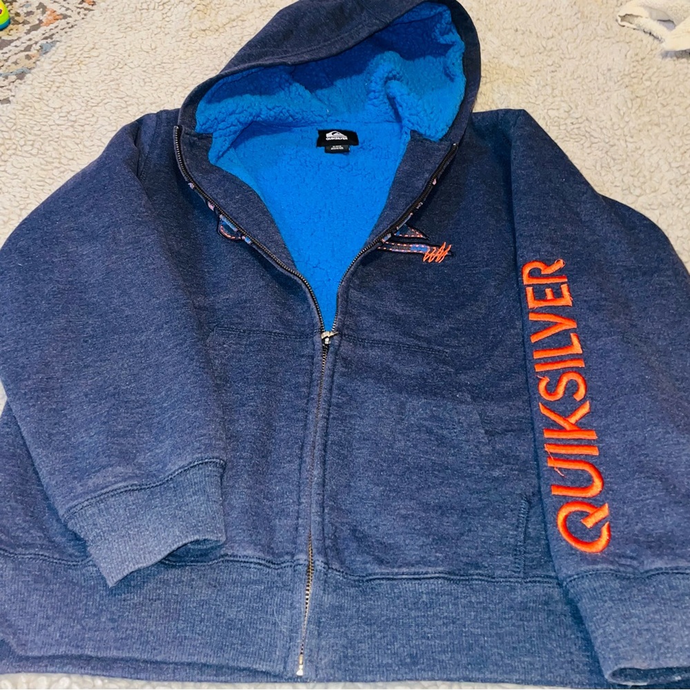 Boys sweater size M 10/12 Sherpa inside very warm excellent condition.
